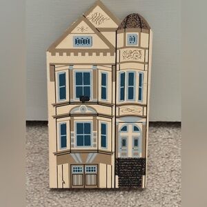 Vintage Cats Meow Lady Elizabeth House Painted Lady Series San Francisco